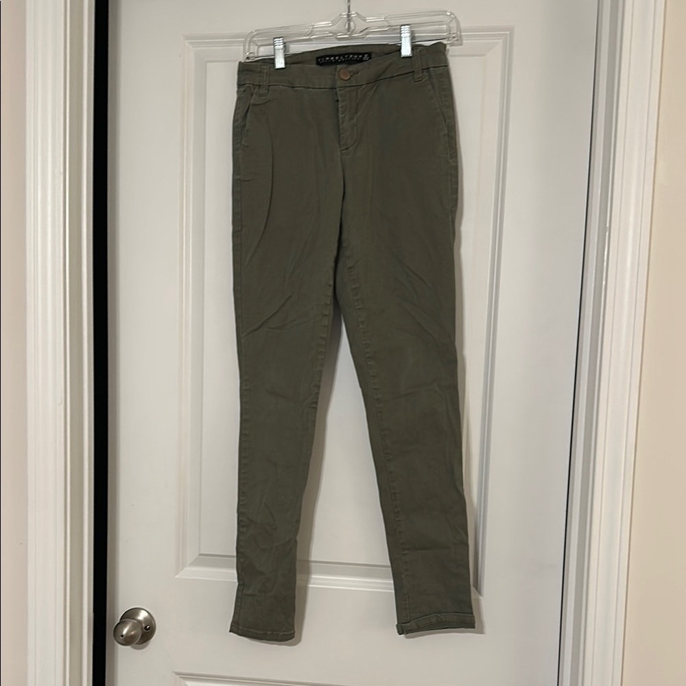 Universal Thread Olive Green Pants